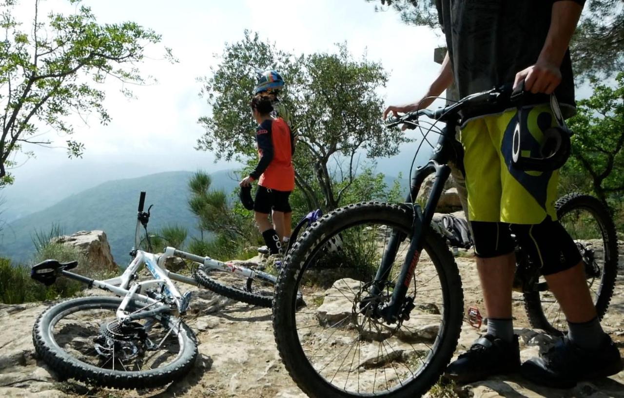 Residence Holidays Pietra Ligure Ngoại thất bức ảnh