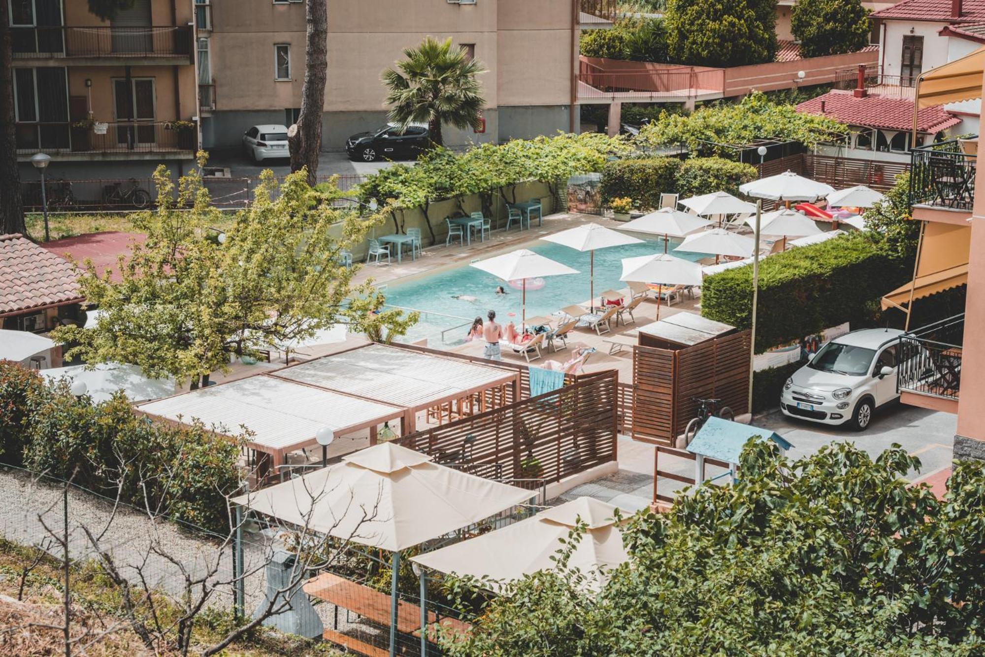 Residence Holidays Pietra Ligure Ngoại thất bức ảnh